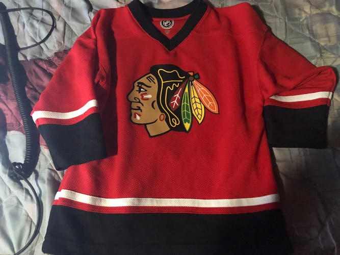 NHL Replica Chicago Blackhawks Patrick Kane Jersey - Youth S 6/7
