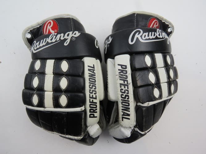 Vintage Black and White Leather Rawlings Ice Hockey Player Gloves Size 14.5"