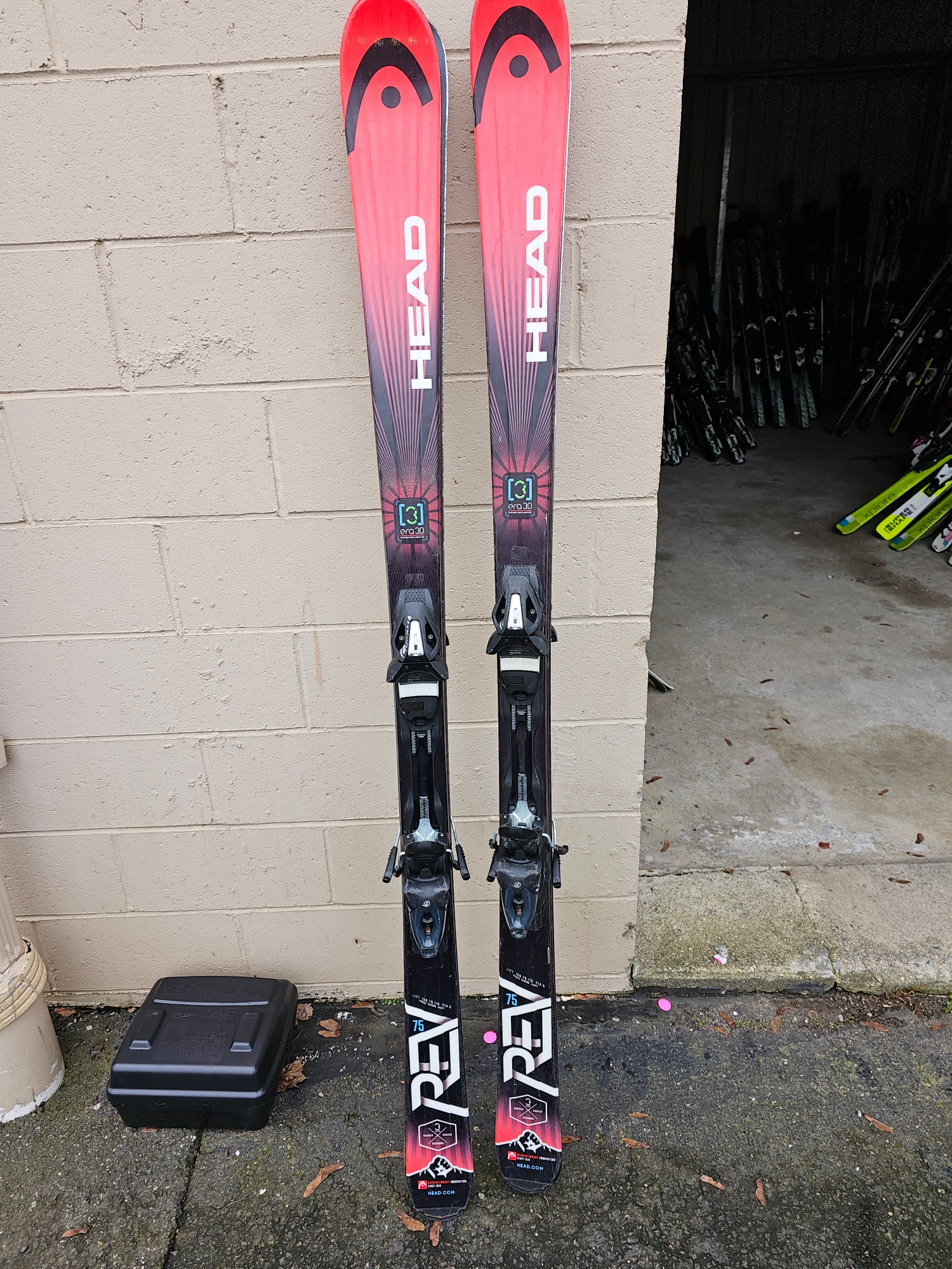 Used HEAD 177 cm All Mountain Rev 75 Era 3.0 Skis With Bindings Max Din 10