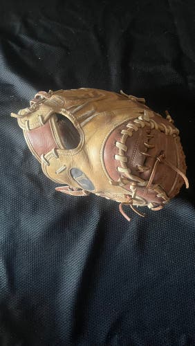 Used Right Hand Throw 32.5" TPX Baseball Glove