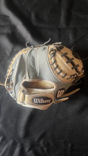 Catcher's 33" A2000 Baseball Glove