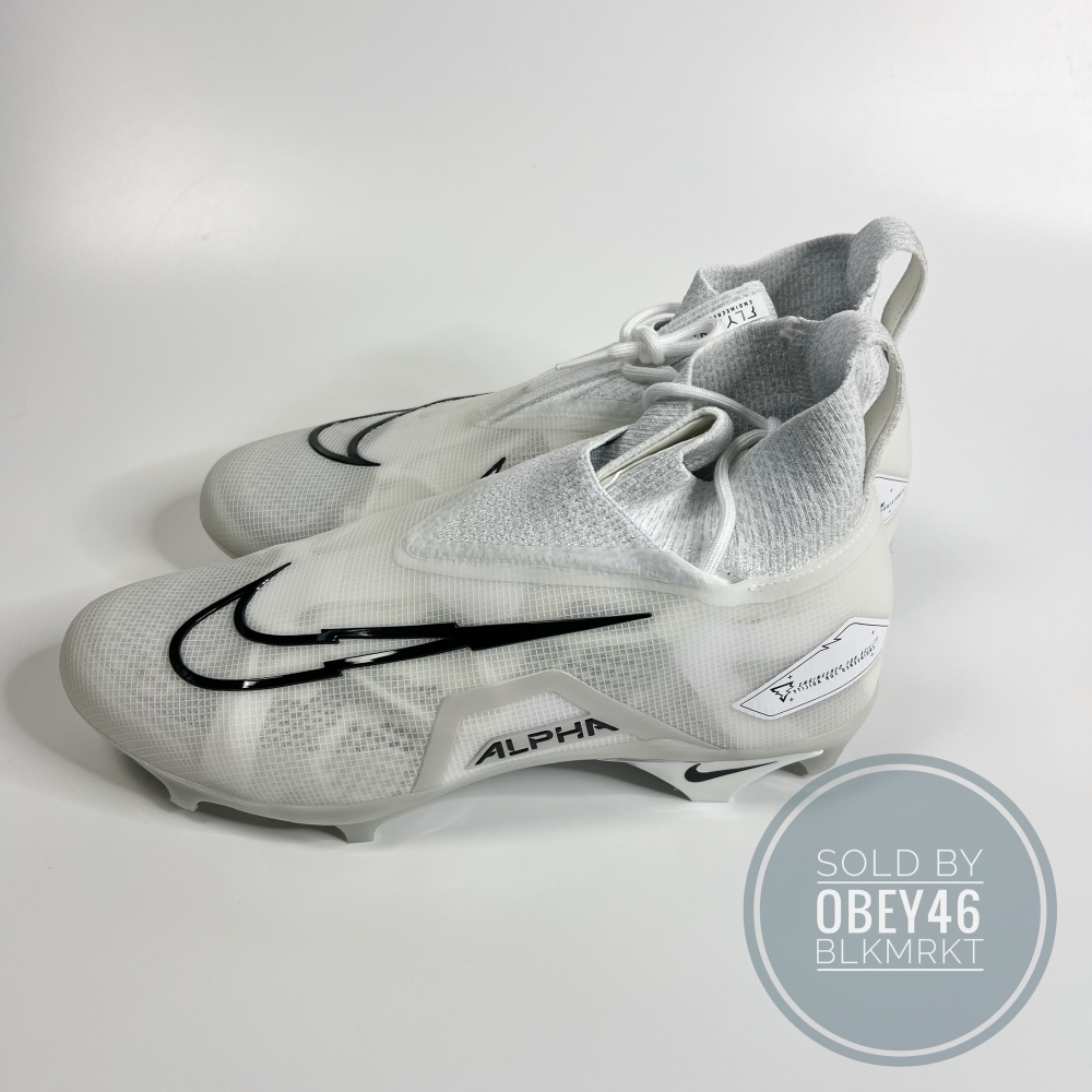 Nike Alpha Menace Elite 3 Flyknit White Football Cleats