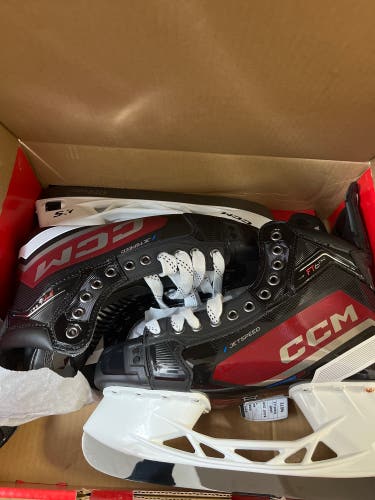 New CCM Custom ‘Maroon’ JetSpeed FT6 Pro Hockey Skates
