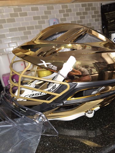 New Goalie Cascade XRS Pro Helmet