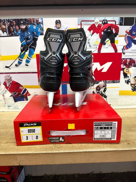 Junior 3 CCM 9350 Hockey Skates