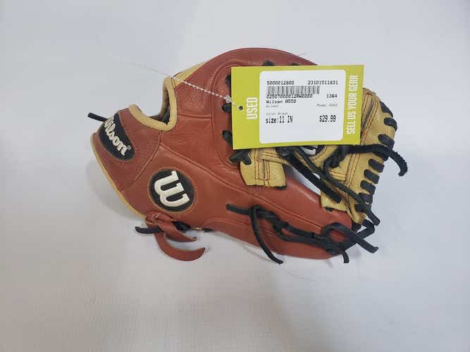 Used Wilson A550 11" Fielders Gloves