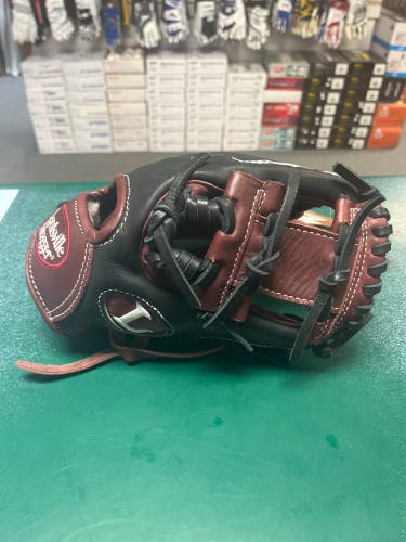 Louisville Slugger EV1125 Infield 11.25" Evolution Baseball Glove