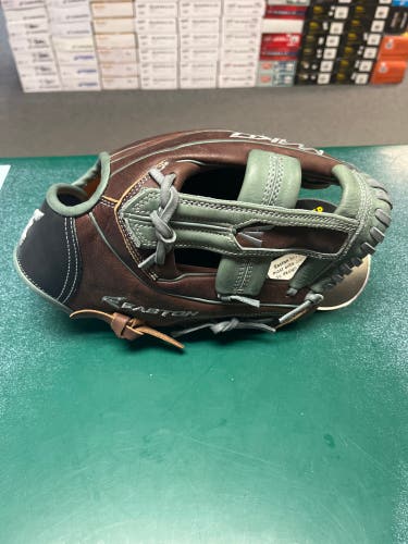Easton Mklgcy1175dbg Infield 11.75" Mako Baseball Glove