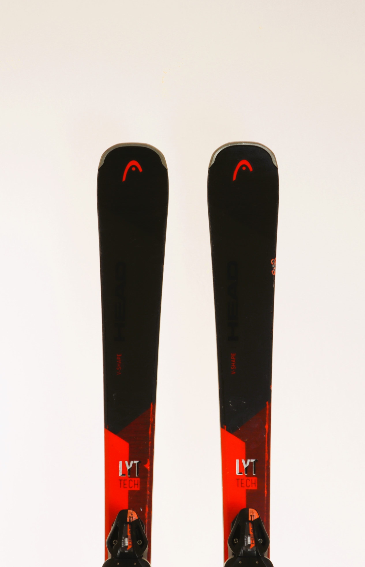 Used 2022 Head V-Shape V6 LYT Demo Ski with Head PR 11 Bindings Size 163 (Option 231254)