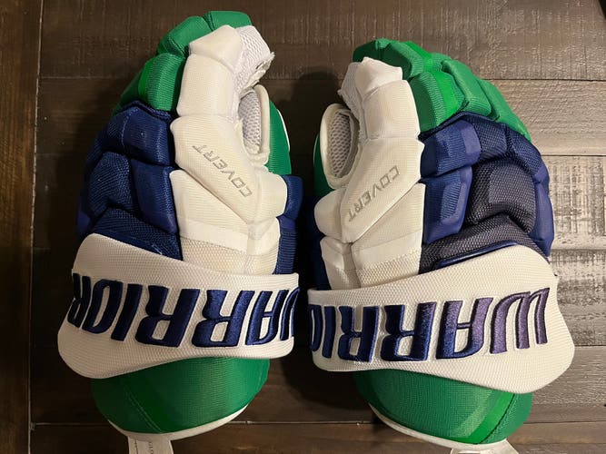 Used Warrior 13" Pro Stock Covert QRL Pro Gloves Whalers Colors
