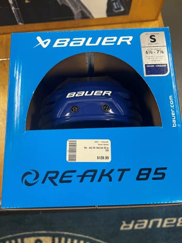New Small Bauer Re-Akt 85 Helmet