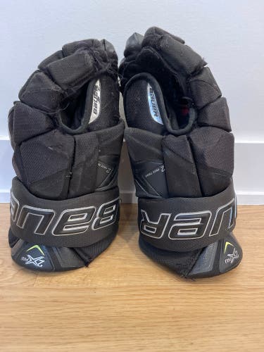 Bauer Vapor 2X Pro 14” Hockey Gloves
