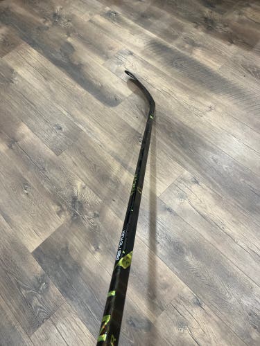 *NEW* Senior Ag5nt Hockey Stick