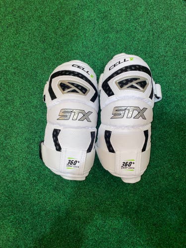 Used Large STX Cell V Arm Pads