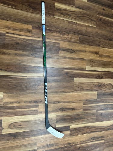 Senior Right Handed P90TM  Jetspeed FT6 Pro Hockey Stick