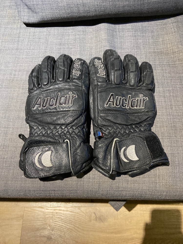 Black Auclair Skiing Gloves