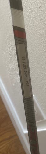 New Intermediate Left Hand P29 Jetspeed FT6 Pro Hockey Stick