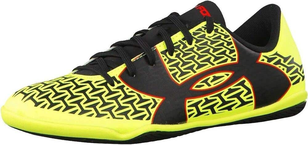 Under Armour Junior Clutchfit Force 2.0 Indoor Soccer Shoes - Size 4.5 - MAP $50