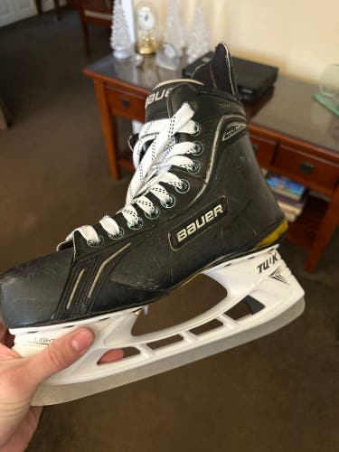 Senior Bauer Supreme Total One Hockey Skates 7.5ee