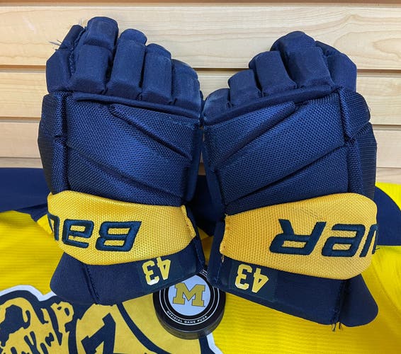 University Of Michigan Bauer 14" Vapor Pro Team Gloves #43 Luke Hughes