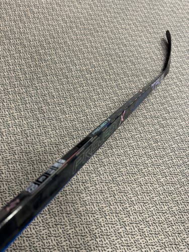 True Project X 60 Flex T28 curve right hand stick