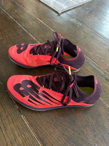 New Balance XC 5000 v5 cross country or track spikes Men’s 7.5 Women’s 8.5)