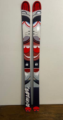 Armada ARVw 165 cm. Twin Tip Rocker All-Mountain Women's Ladies Skis No Bindings