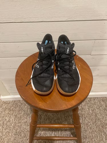 Used Size 6.5 (Women's 7.5) New Balance Shoes