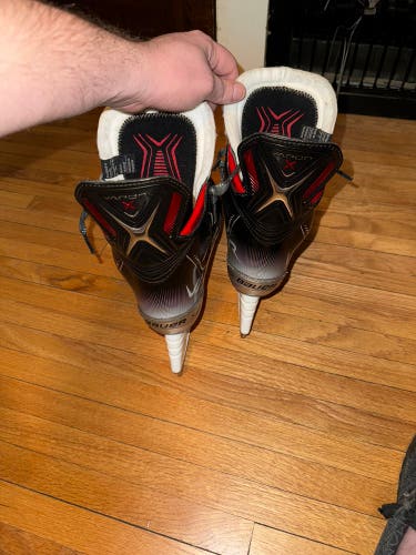 Senior Bauer Extra Wide Width 8 Vapor XLTX Pro Hockey Skates