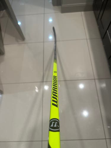 New Right Handed W03 Alpha LX2 PRO Hockey Stick 85 Flex