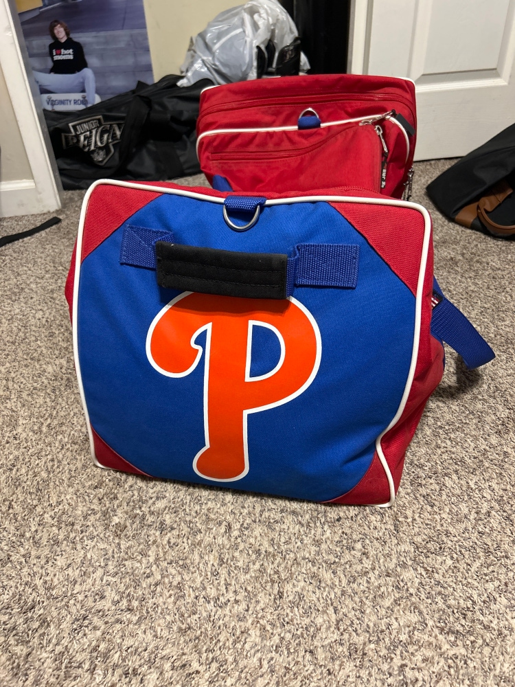 Phillies player bag