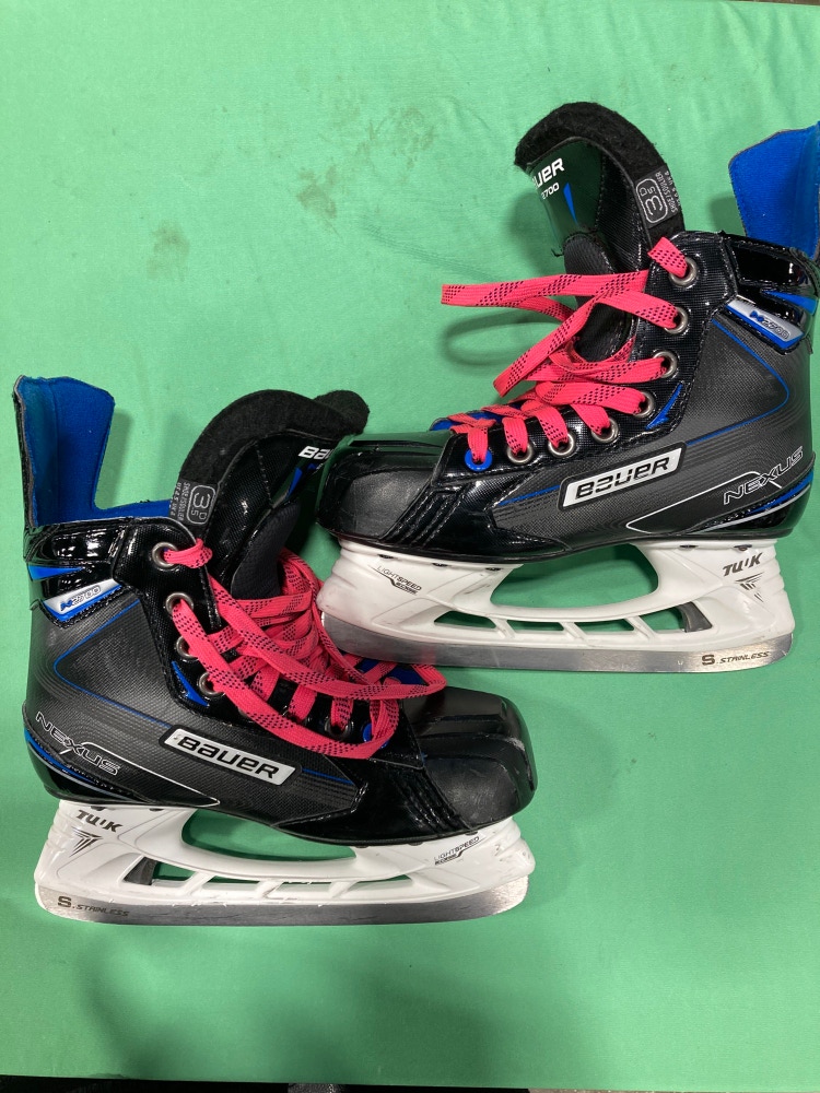 Used Junior Bauer Supreme S150 Hockey Skates D&R (Regular) 3.5 - Junior