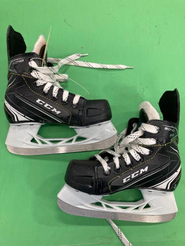 Used Youth CCM Tacks 9040 Hockey Skates D&R (Regular) 12.0