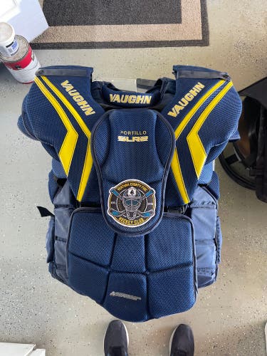 Used XL Vaughn Pro Stock Ventus SLR2 Goalie Chest Protector