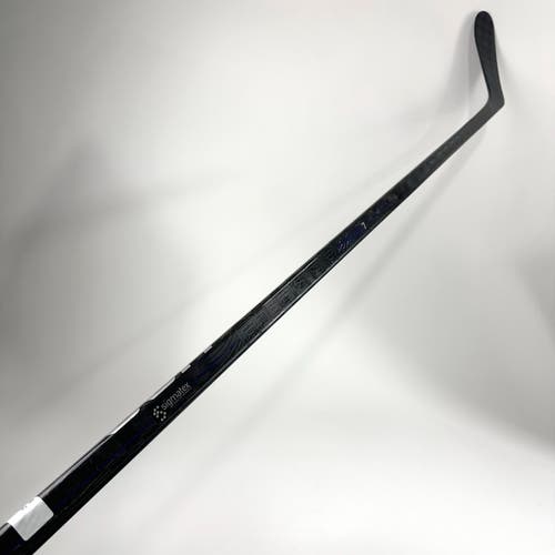 Damaged Left Handed CCM Trigger 7 P28 curve 75 flex #Q590