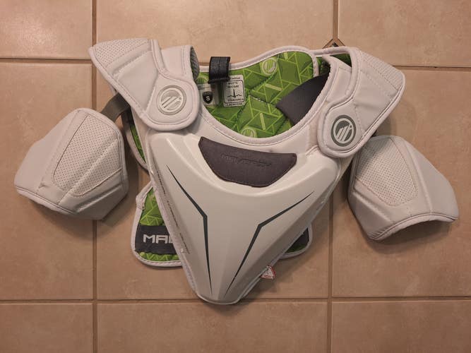 Adult Used Small Maverik M5 Shoulder Pads