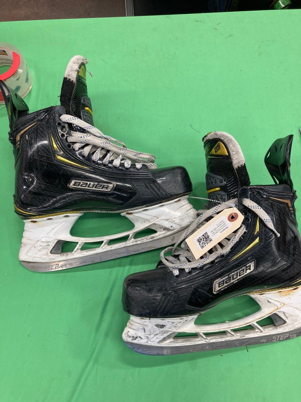 Used Senior Bauer Supreme 2S Pro Hockey Skates D&R (Regular) 8.0