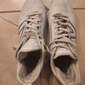 White Used New Balance Mid Top FreezeLX v4 Molded Cleats Adult Men's Size 8.5 (Women's 9.5)