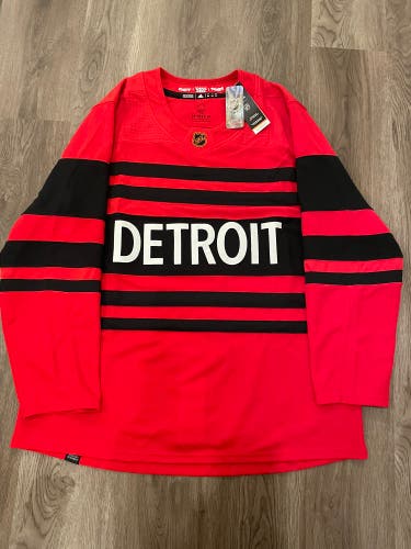 NWT Detroit red wings adidas reverse retro 2.0 jersey