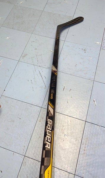 New Pro Stock Bauer Supreme Totalone Nxg P92 77 Flex RH