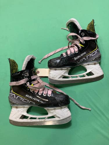 Bauer Vapor 3X Junior Hockey Skates 2.5 - Junior