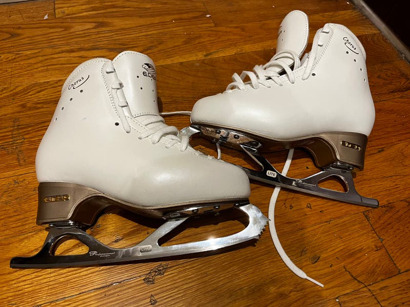 EDEA コーラス　ゴールドシール  スケート靴　22 Edea Ice Skates Chorus 240C Boot + John Wilson Gold Seal