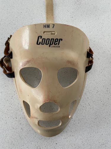 Cooper HM7 Goalie Mask