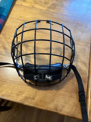 Used Small CCM FM10 Full Cage