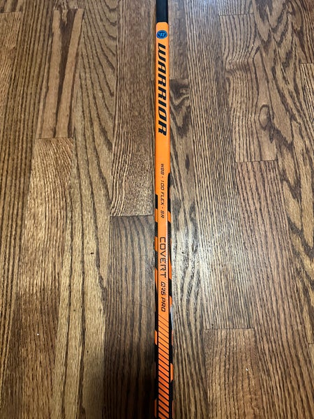 Senior Right Handed W88 Covert QR5 Pro Hockey Stick