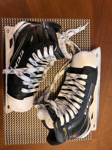 CCM 9060 Goalie Skate, Size 7