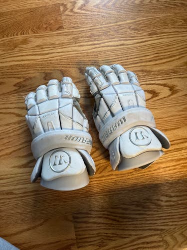 Used Player's Warrior Large Evo Lacrosse Gloves