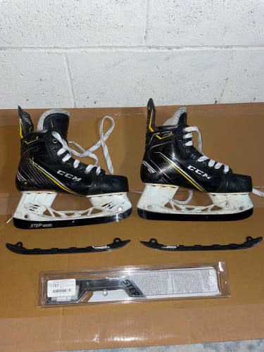 CCM Super Tacks (AS1) Skate with Extra Steel