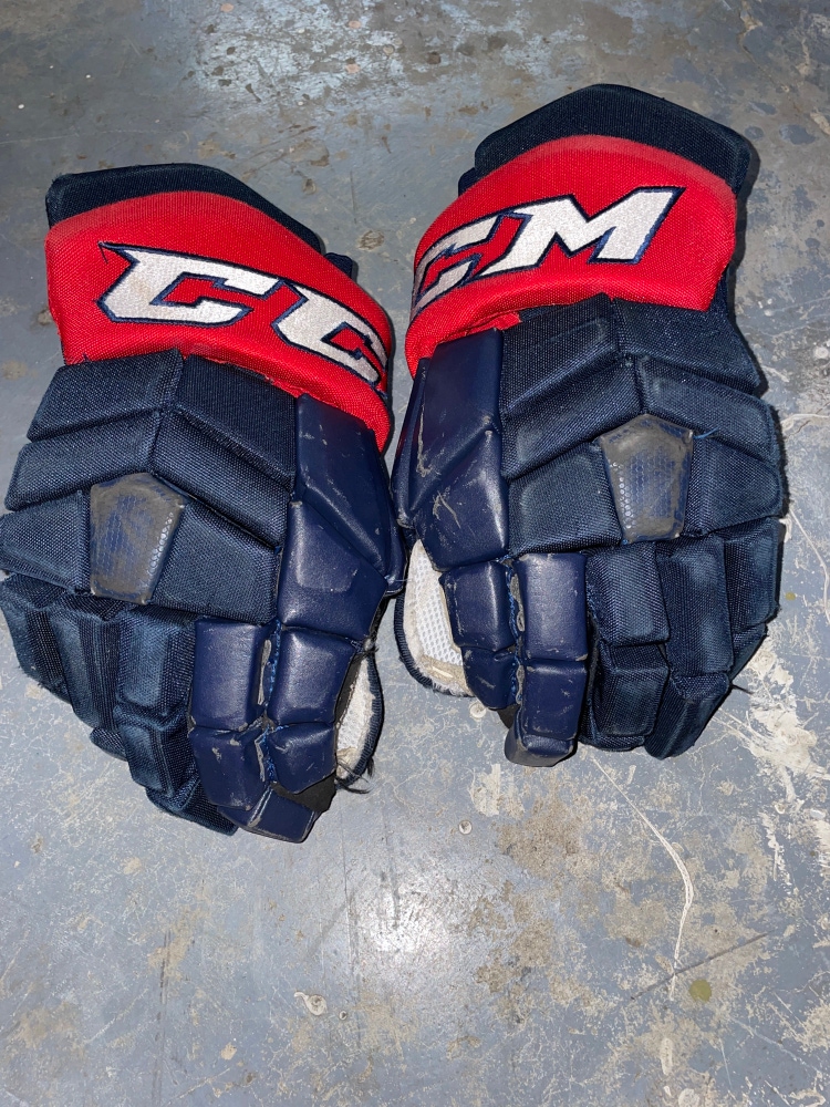 Sean Kuraly Used Gloves (Columbus Blue Jackets) #7