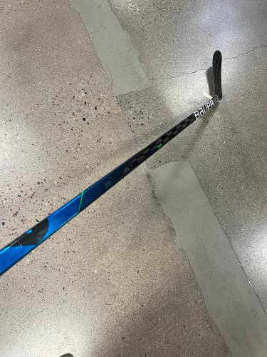 Used Senior Bauer Nexus Geo Left Hockey Stick P28